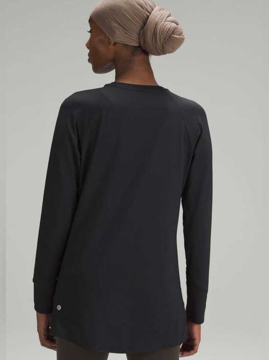 Tops - Lululemon Abrasion-Resistant High-Coverage Long-Sleeve Shirt
Black✨